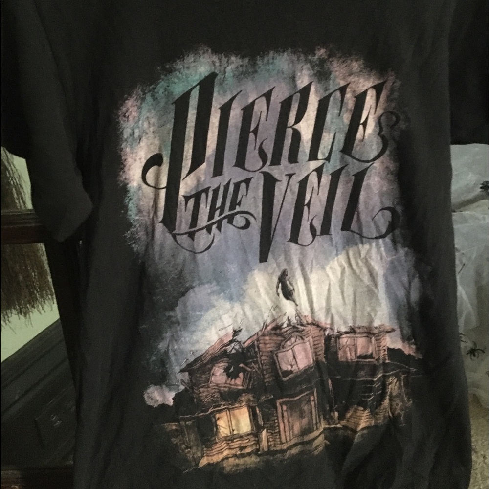 Pierce the veil T-shirt